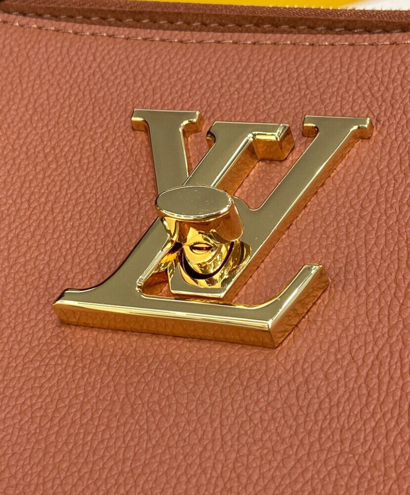 Louis Vuitton Lockme Shopper M58927 Coffee